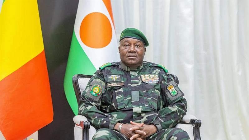 Niger Suspends Nine French Media Outlets Over Public Order Threats