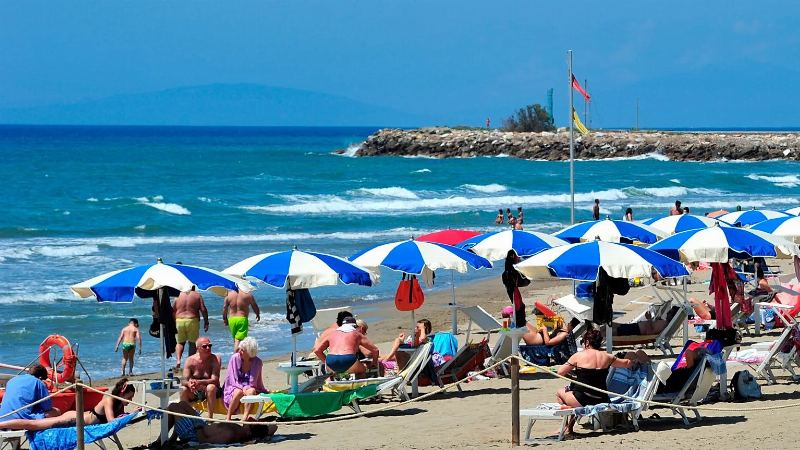 Ferragosto 2026: Italy Expects 17.5 Million Tourists and €9 Billion in Spending