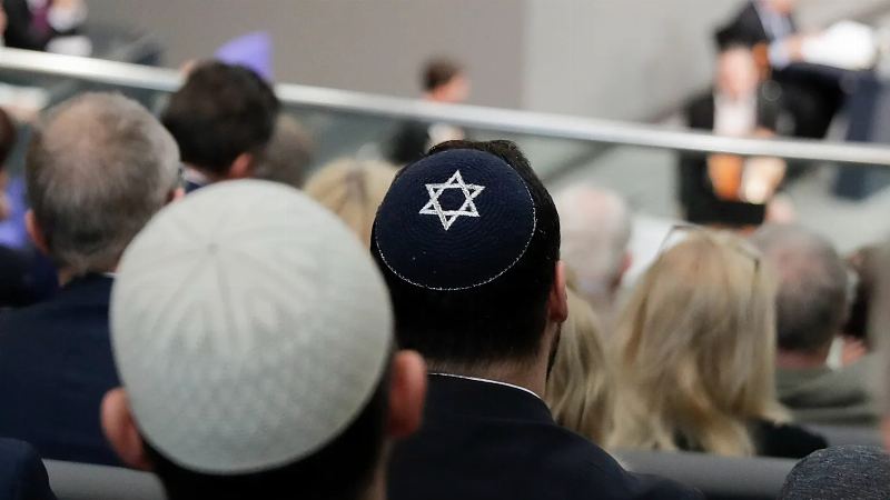 Rising Demand for German Citizenship Among Israeli and American Jews