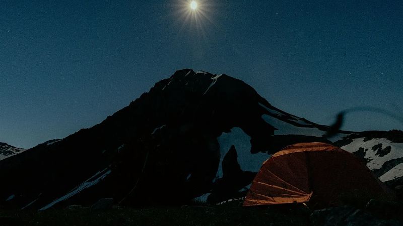 Rising Demand for Accommodation in Spain and Iceland Ahead of Solar Eclipse